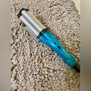 TIGI Bed Head Wave Artist Deep Wave for Beachy Waves